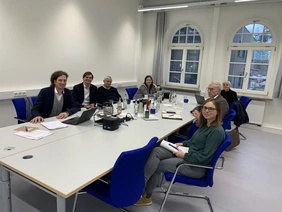 The Sustainability Campus team in conversation with Members of the Bundestag Bernhard Daldrup (2nd from right) and Andreas Mehltretter (2nd from left) (Photo: THI).