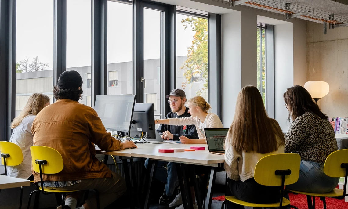 Studierende im UXD Labor