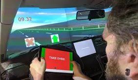 Neueste Forschung im Bereich Automotive User Interfaces (Foto: Riener).